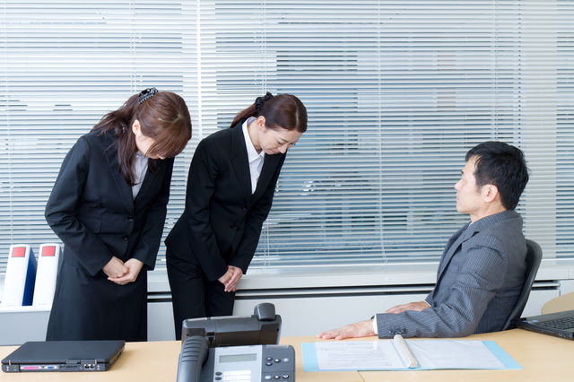 ビジネス反省文の書き方や例文 文例 書式や言葉の意味などと記入例 文章や手紙などの書き方 書き方ラボ