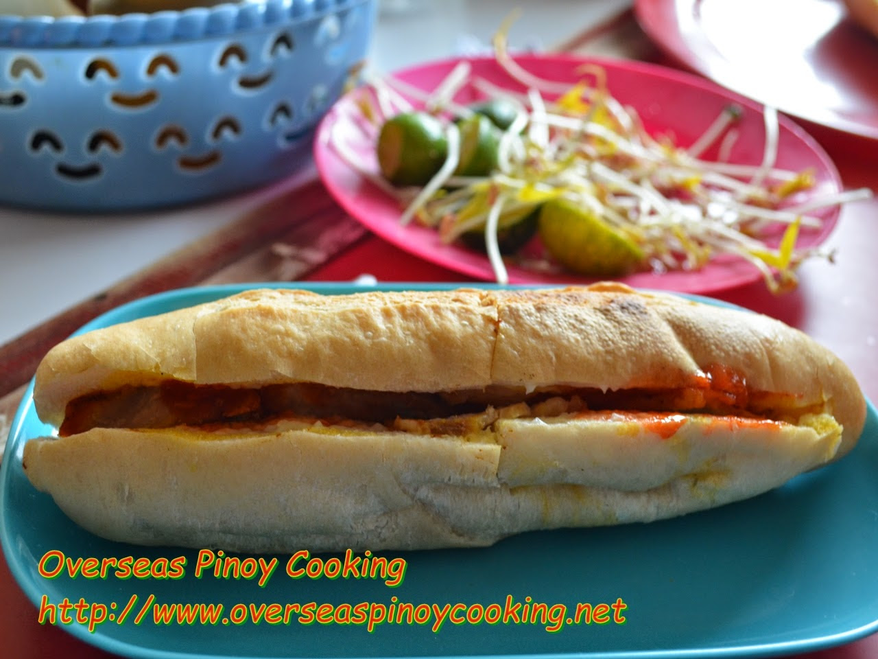 Bona’s Chaolong - French Bread with Pork