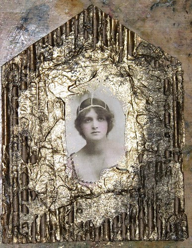 Mom Gothic Arch - #7 Cardboard 008