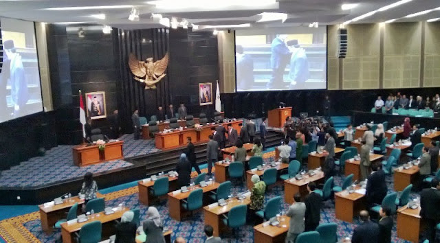 Hindari Amarah Publik, DPRD DKI Diminta Lengserkan Ahok