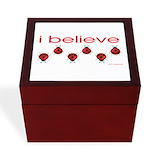 i_believe_in_ladybugs_keepsake ...