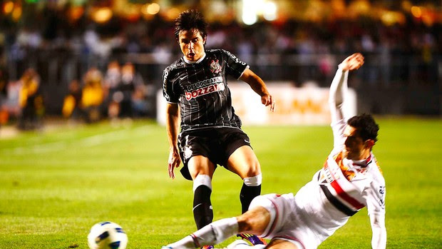 willian  Rhodolfo corinthians x são paulo (Foto: Marcos Ribolli/GLOBOESPORTE.COM)