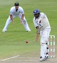 Thilan Samaraweera gets on the back foot to defend Thilan Samaraweera gets on the back foot to defend