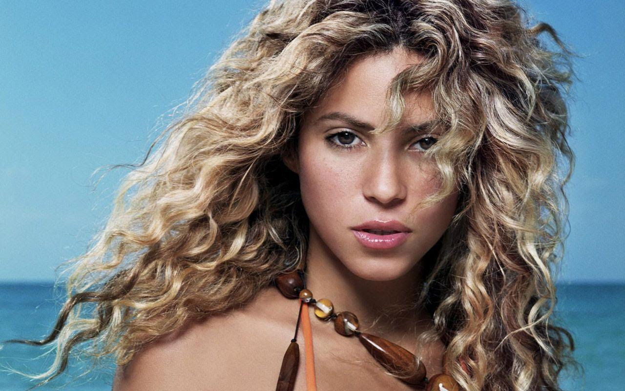 Shakira Wallpapers - Wallpaper Cave
