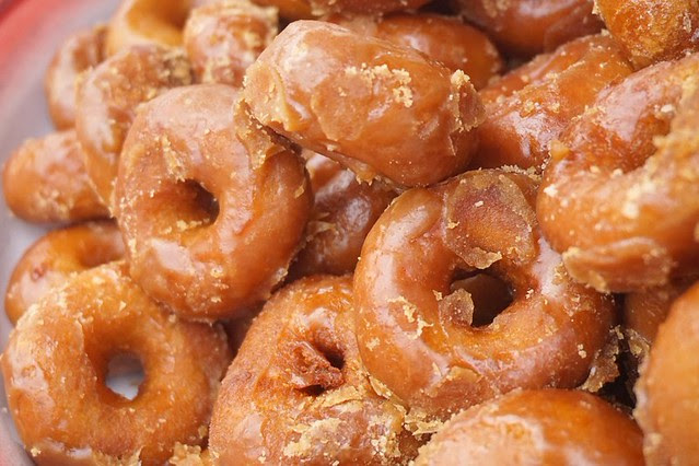 Food : Resepi mudah buat Kuih Keria Gula Melaka. - Ceritaejoy Food : Resepi mudah buat Kuih Keria Gula Melaka. - Ceritaejoy