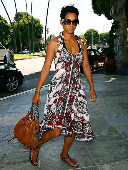 HALLE BERRY#39;S DRESS photo halle berry dresses images. HALLE BERRY#39;S DRESS photo