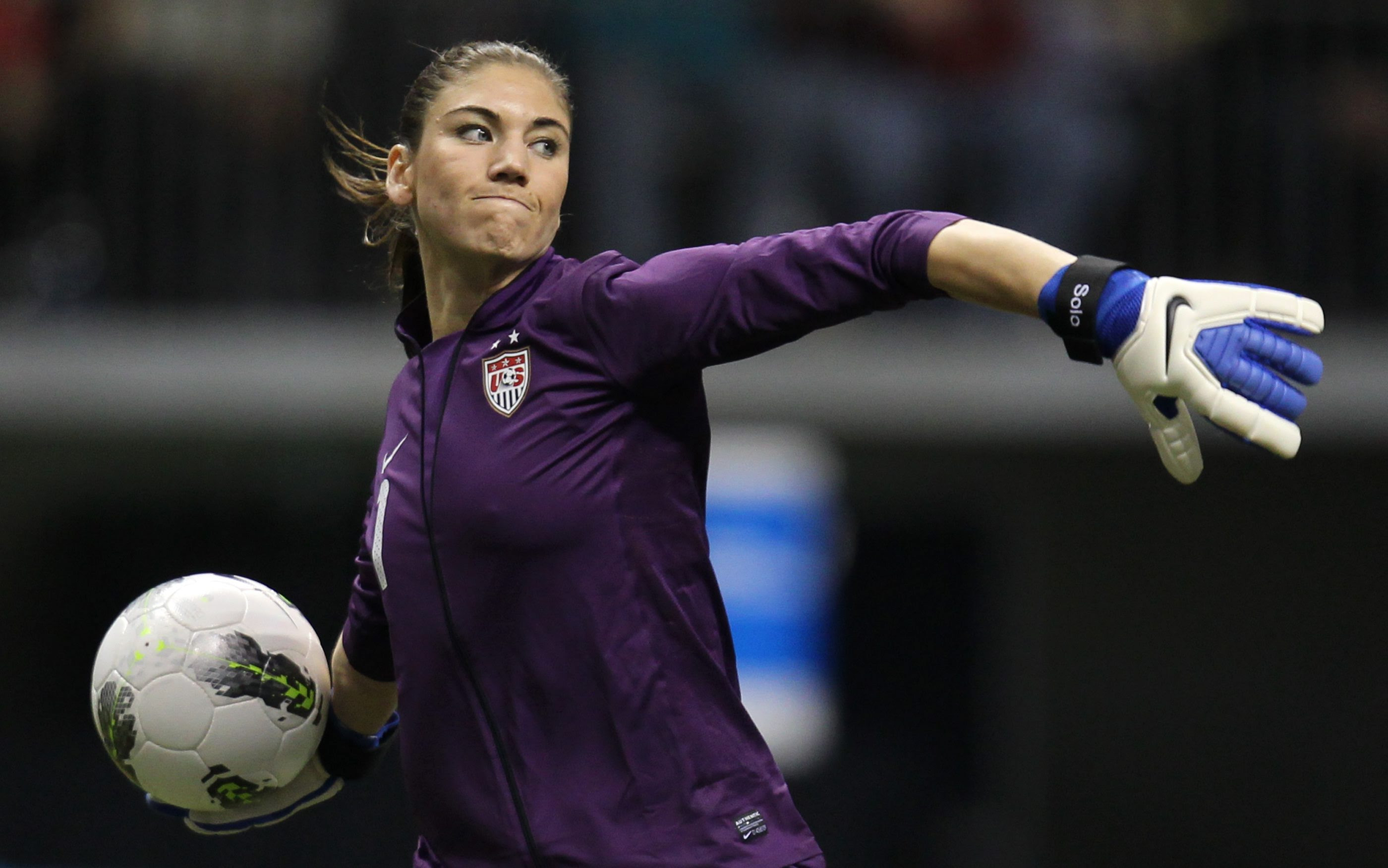 http://sites.duke.edu/wcwp/files/2015/01/Hope-Solo1.jpg