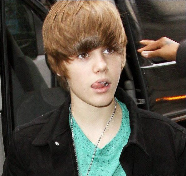 cute justin bieber pictures 2011. is justin bieber cute or super