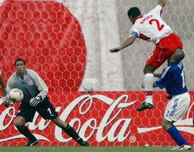 strange funny pictures, funny sport pictures, Funny Football Pictures 