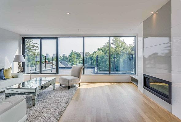 103 Glengrove Avenue