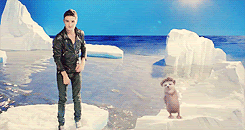 http://24.media.tumblr.com/tumblr_m621rm5lMq1qmegxno6_r1_250.gif