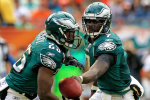 Vick 'Smokes' LeSean McCoy in Footrace After Taunts