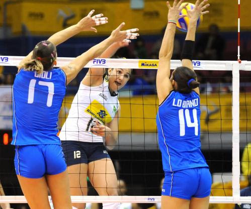 Brasil arrasa Itália e avança invicto para segunda fase do ...