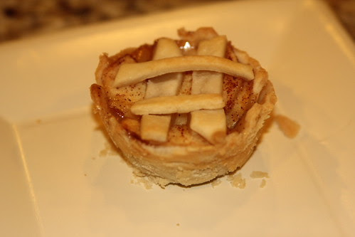 mini apple pie