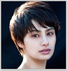 ホラン千秋の顔がウエンツ瑛士似 ハーフで父親は 私生活は 画像