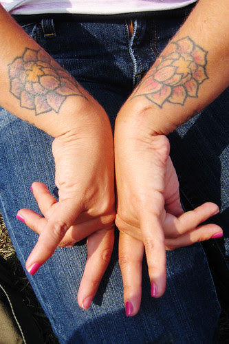 live reggae. lizzy. nails. tattoo