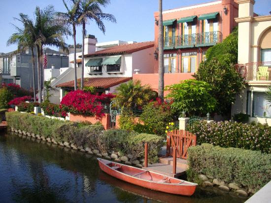 Photos of Venice Canals Walkway, Los Angeles