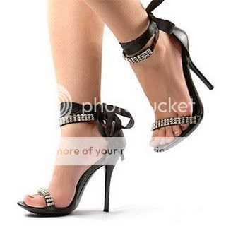 tacones-altos.jpg image by THEbatzuk