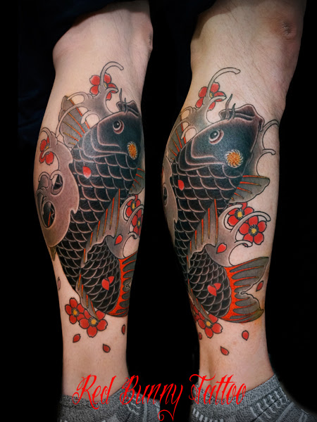 鯉 桜 刺青 タトゥーデザイン ふくらはぎ 東京 タトゥースタジオ 吉祥寺 Red Bunny Tattoo タトゥーデザイン タトゥー画像