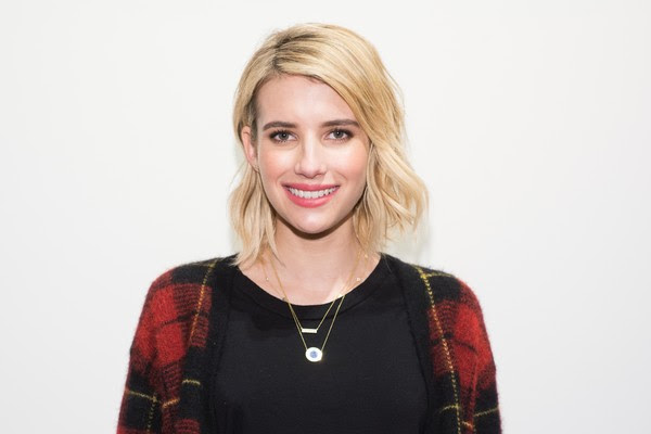 A atriz Emma Roberts nunca andou e diz que nunca andará embaixo de uma escada durante sua vida. (Foto: Getty Images)