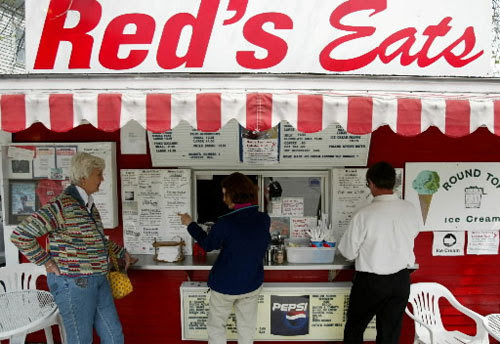 Red's Eats, Wicasset, Maine Situated in an old-school trailer, this Wicasset shack is a Route 1 landmark famous for its lobster rolls which they maintain is created with an entire one-pound lobster. Best of all, Red's lobster roll isn't slathered with mayonaise (though you can get it on the side, along with melted butter), allowing diners to enjoy the true taste of Maine lobster. Generally regarded as the state's best roll of its kind. Main St., Wiscasset, Maine