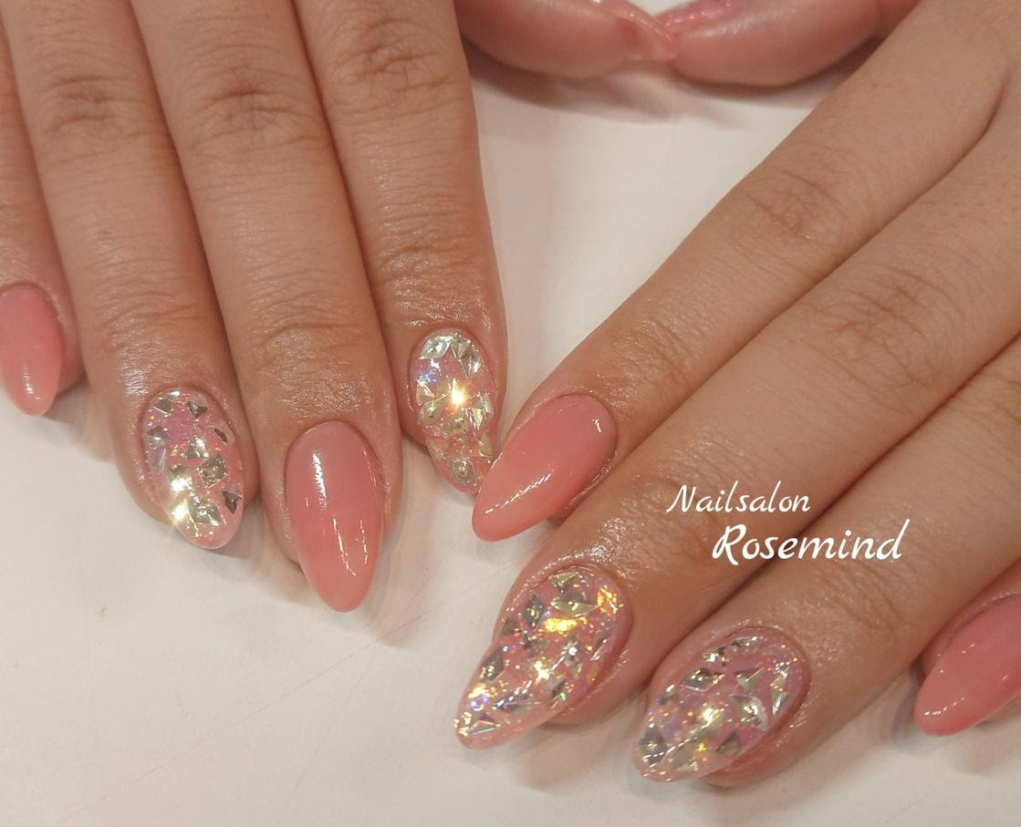 キラキラネイル 派手ネイル ピンクネイル 春 夏 ネイル 19 フットネイル 阿南市 ネイルサロン Nail Salon Rosemind