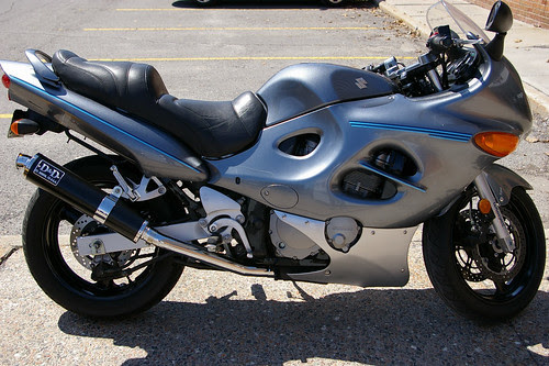 suzuki 750