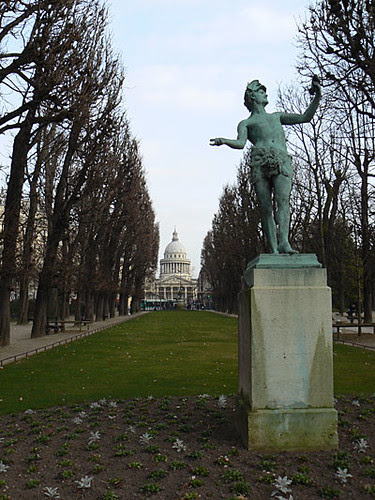 au fond, la Sorbonne.jpg
