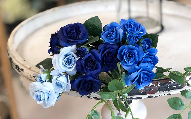 百円ショップの造花って実際どうなの デコプラスウェディングの造花と100均の造花比べてみました Deco
