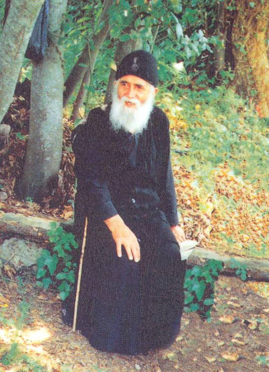 http://orthodoxword.files.wordpress.com/2010/06/elder-paisios.jpg