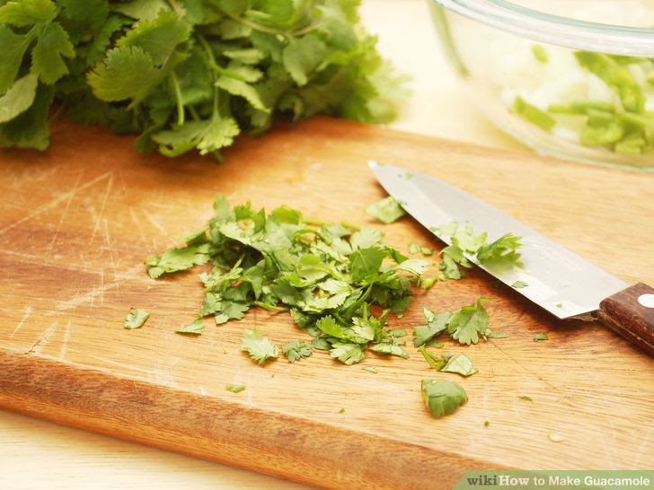 Make Guacamole Step 3 Version 5.jpg