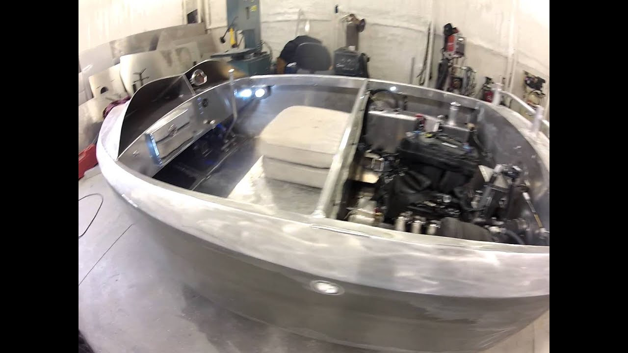 Cbr1000rr Mini Jet Boat ready for trails - YouTube