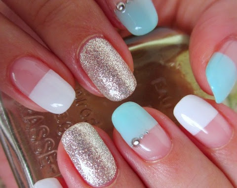 水色と白の夏ネイル 高円寺のネイルサロン Nail Haco Blog
