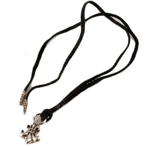 画像比較 刻印でわかるクロムハーツ偽物の見分け方4つのポイント カインドオル Kindal 神戸岡本店 ブランド古着買取 販売 通販