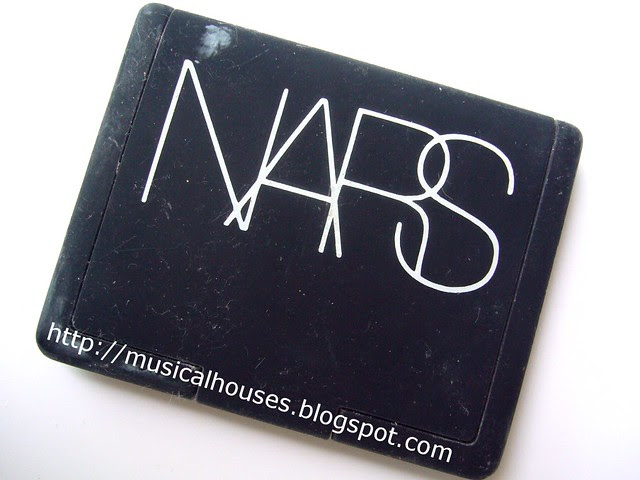 cleaning sticky nars compact after