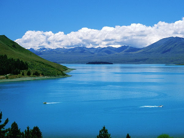 مناظر طبيعيــــــة خلابـــــــة