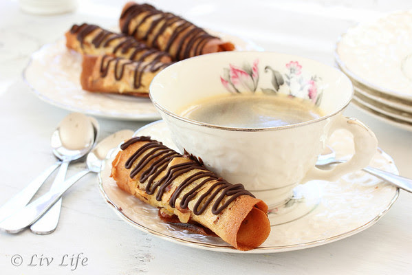 Almond Tuilles, review of the Kosher Baker