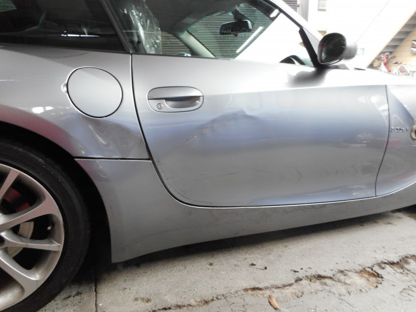 車のこすり傷の修理代 不安の解消とプロの助言