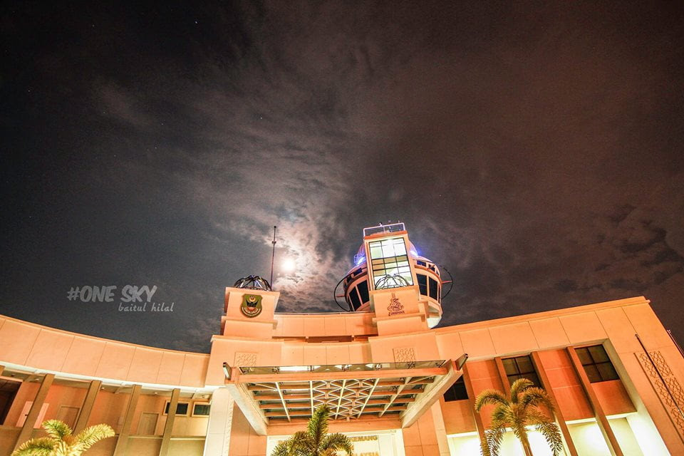 Suasana berawan pada awal program. Foto kredit Anwar Idrus