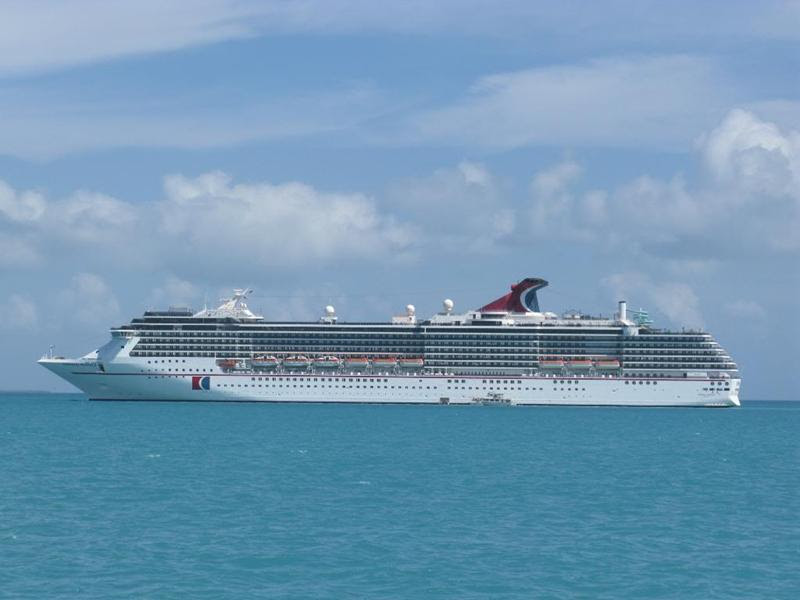 IMG_0834.jpg Carnival Miracle at anchor off the coast of Belize April 2008