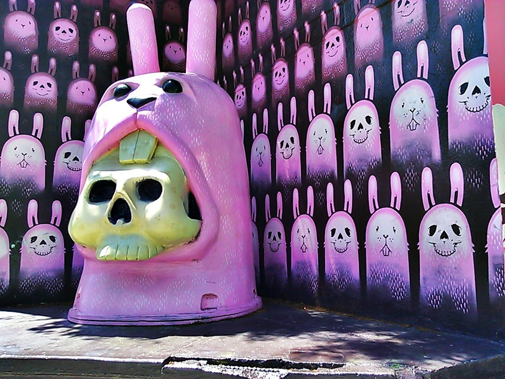 http://25.media.tumblr.com/tumblr_lsh7jctvLX1r46suxo1_1280.jpg