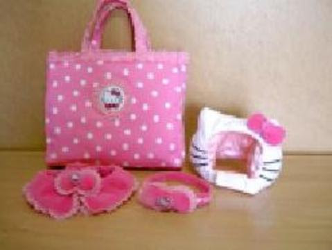 cat in hello kitty