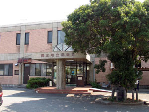 長泉町民図書館を徹底ナビ 自習室 Wifi 電源 カフェなどの情報が満載