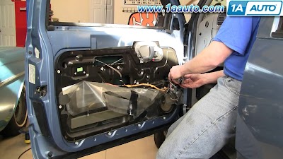 89.gmc Rear Window.sliding Latches