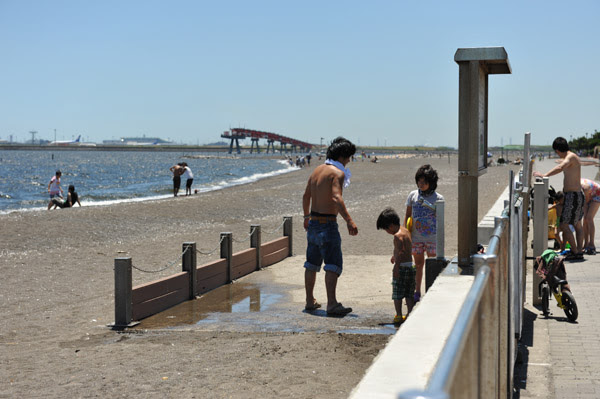 城南島海浜公園の砂浜 つばさ浜 の風景