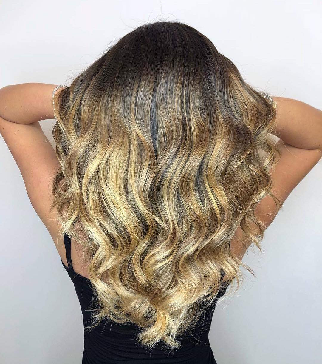 foto di extension su capelli corti