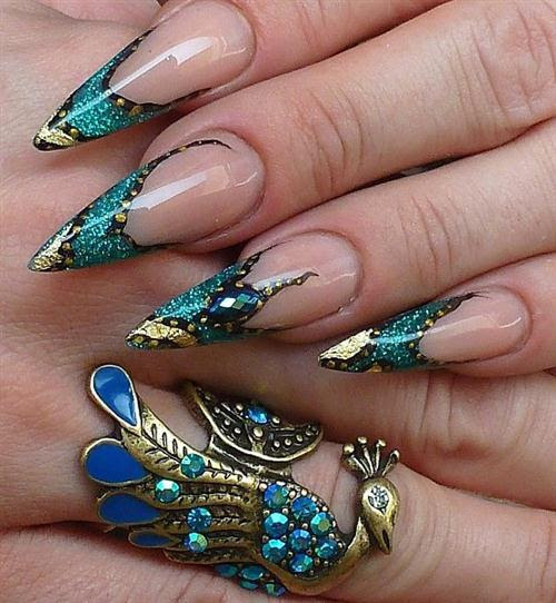cutie-nails: Stiletto nails a new nail trend for women who want... prom dress December 31, 2014 at 04:53PM