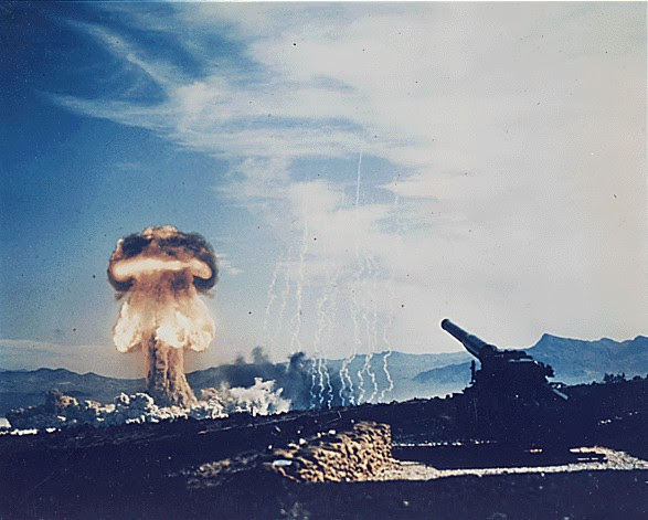 Nuclear Explosions (88 photos)