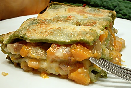 lasagne al cavolo nero con ragu di castagne e zucca _ e profumo di bosco