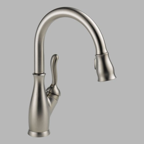 Delta 9178-SS-DST Leland Single Handle Pull-Down Kitchen Faucet, Stainless